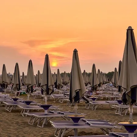 Cozy With Comfortable Terrace Apartman Bibione