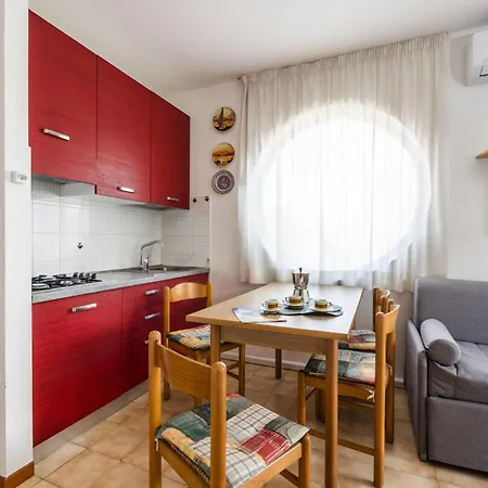 Beautiful Just Steps From The Sea Appartement *