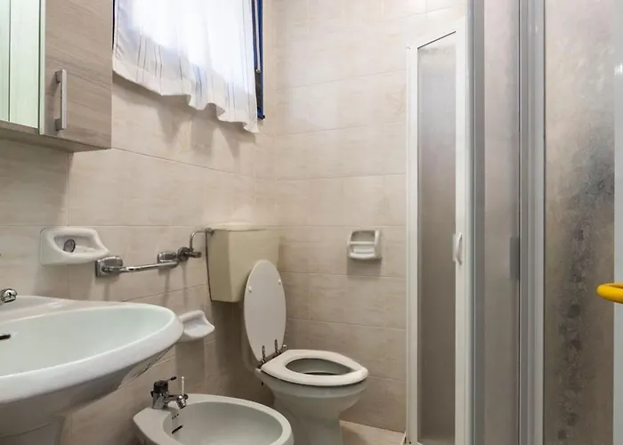 Beautiful Apartment Just Steps From The Sea Бибионе
